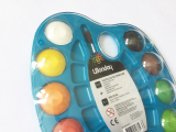 Wasserfarben auf Palette, 12 Farben