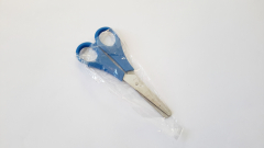 Bastelschere für Kinder, blau